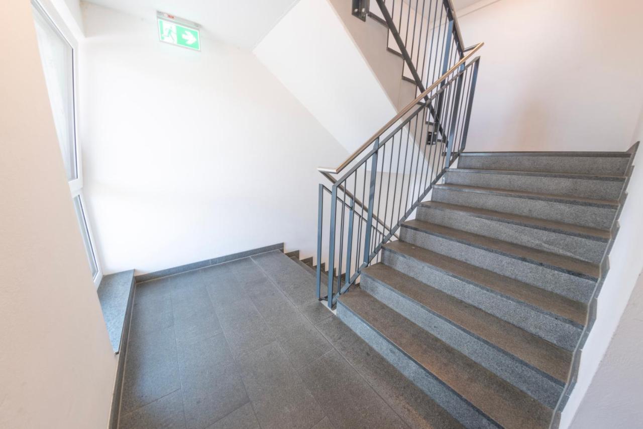 مانهايم Stay Apartmenthaus Und Monteurzimmer المظهر الخارجي الصورة